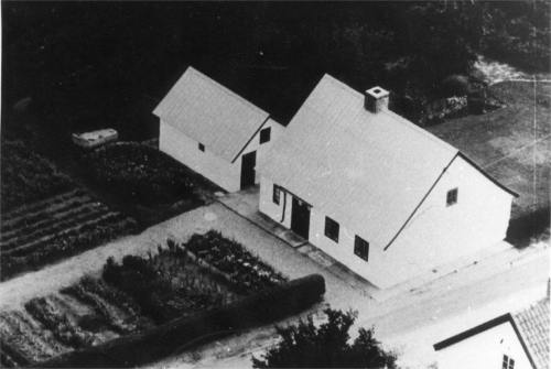 Én familie hus.Bygget i den store byggeperiode 1899 til 1905 Én familie hus.Bygget i den store byggeperiode 1899 til 1905